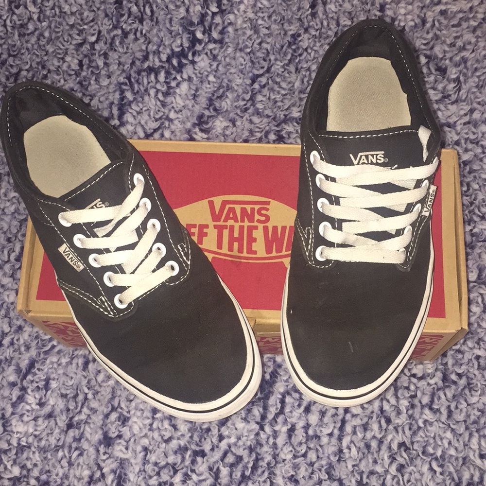 Black vans